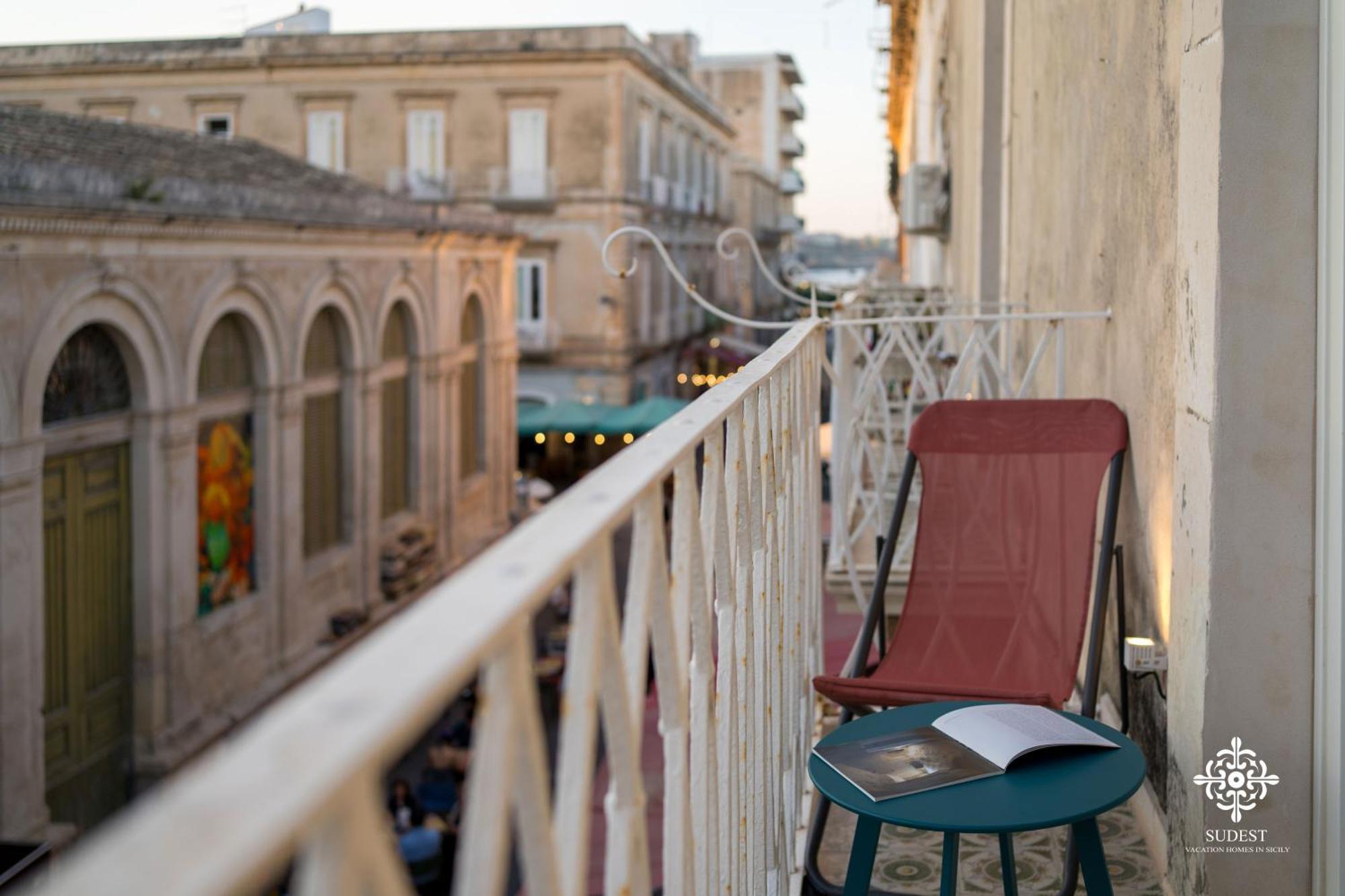 La Terrazza Sull'Antico Mercato Di Ortigia Сиракузы Экстерьер фото